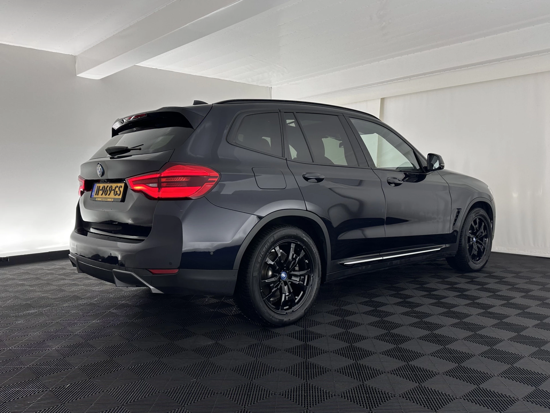 Hoofdafbeelding BMW iX3