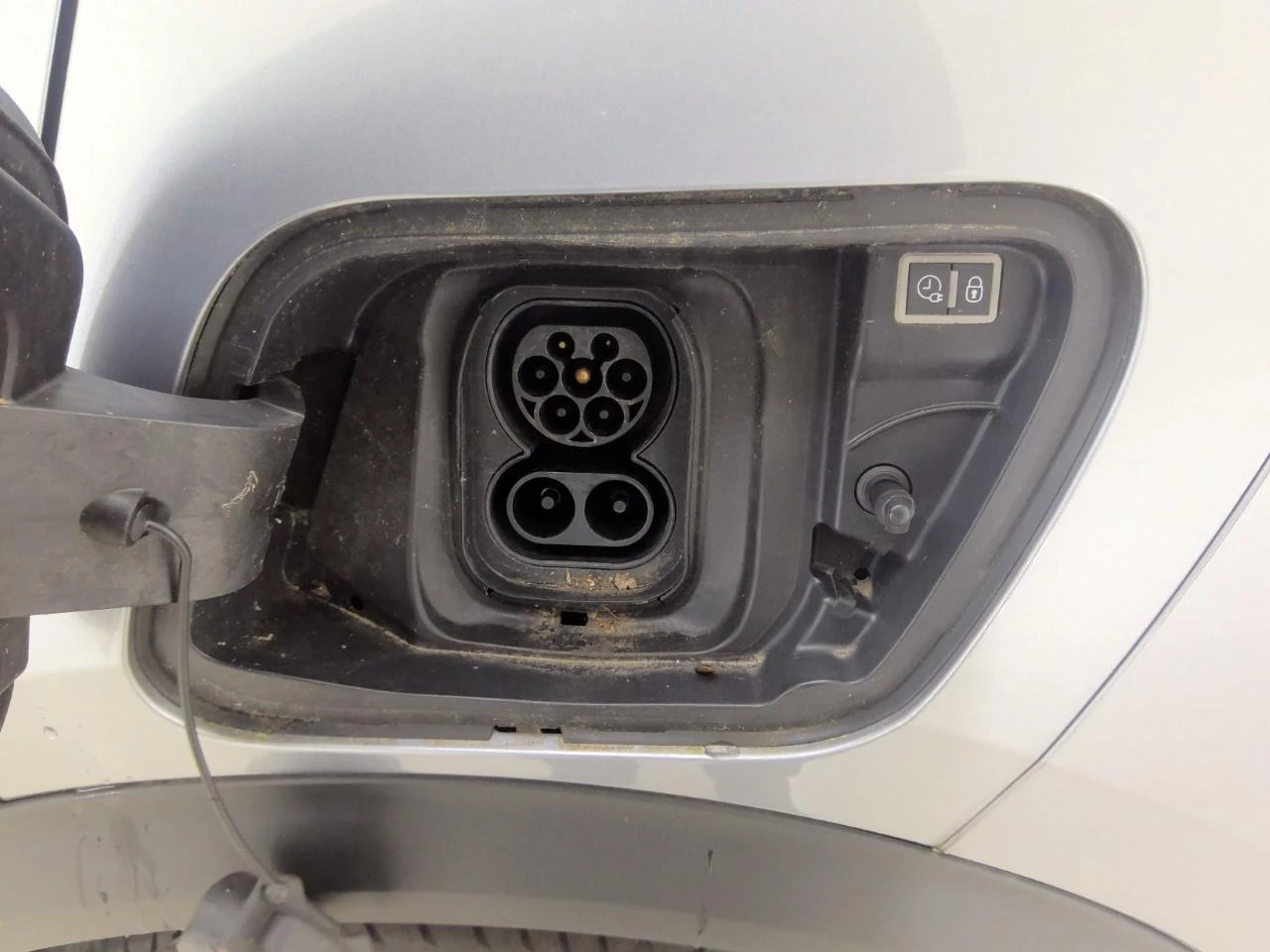 Hoofdafbeelding Peugeot e-2008