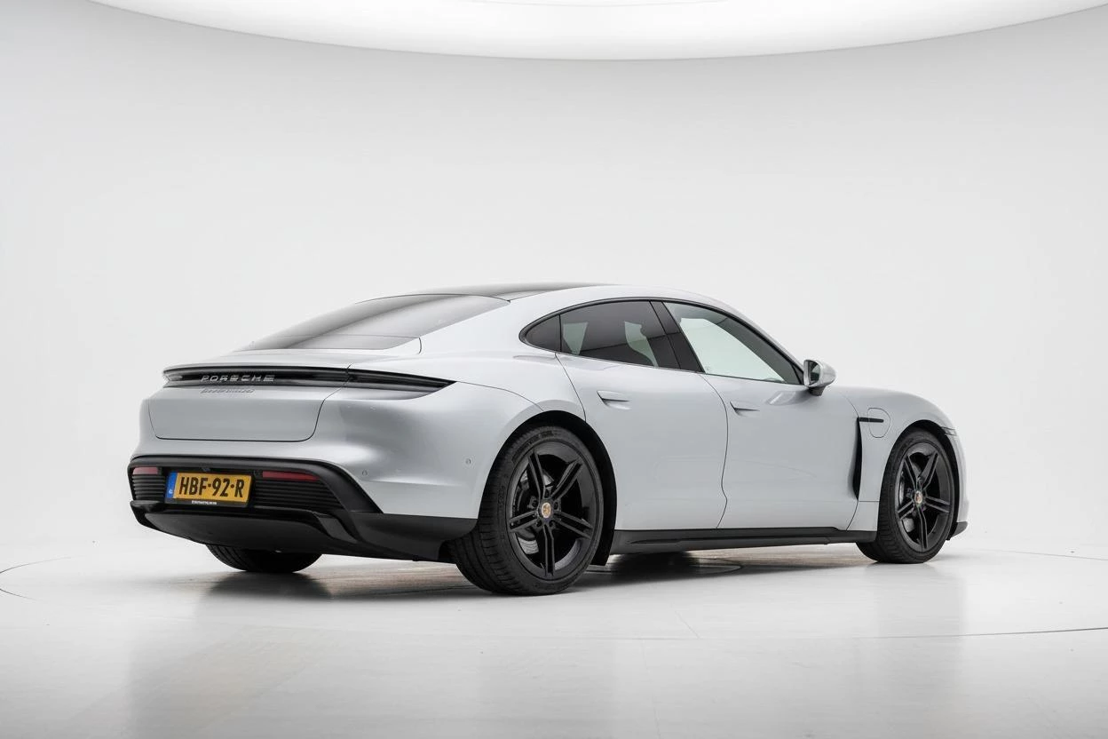 Hoofdafbeelding Porsche Taycan