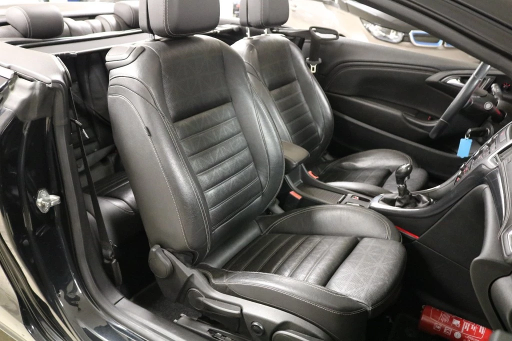 Hoofdafbeelding Opel Cascada