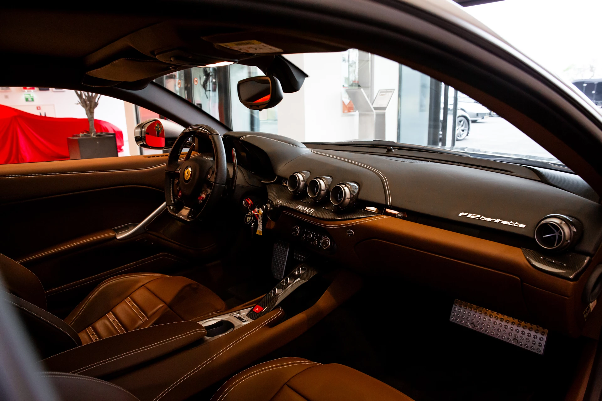 Hoofdafbeelding Ferrari F12