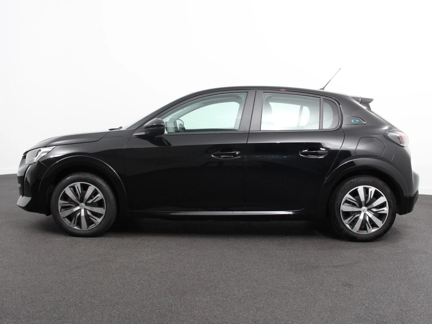 Hoofdafbeelding Peugeot e-208
