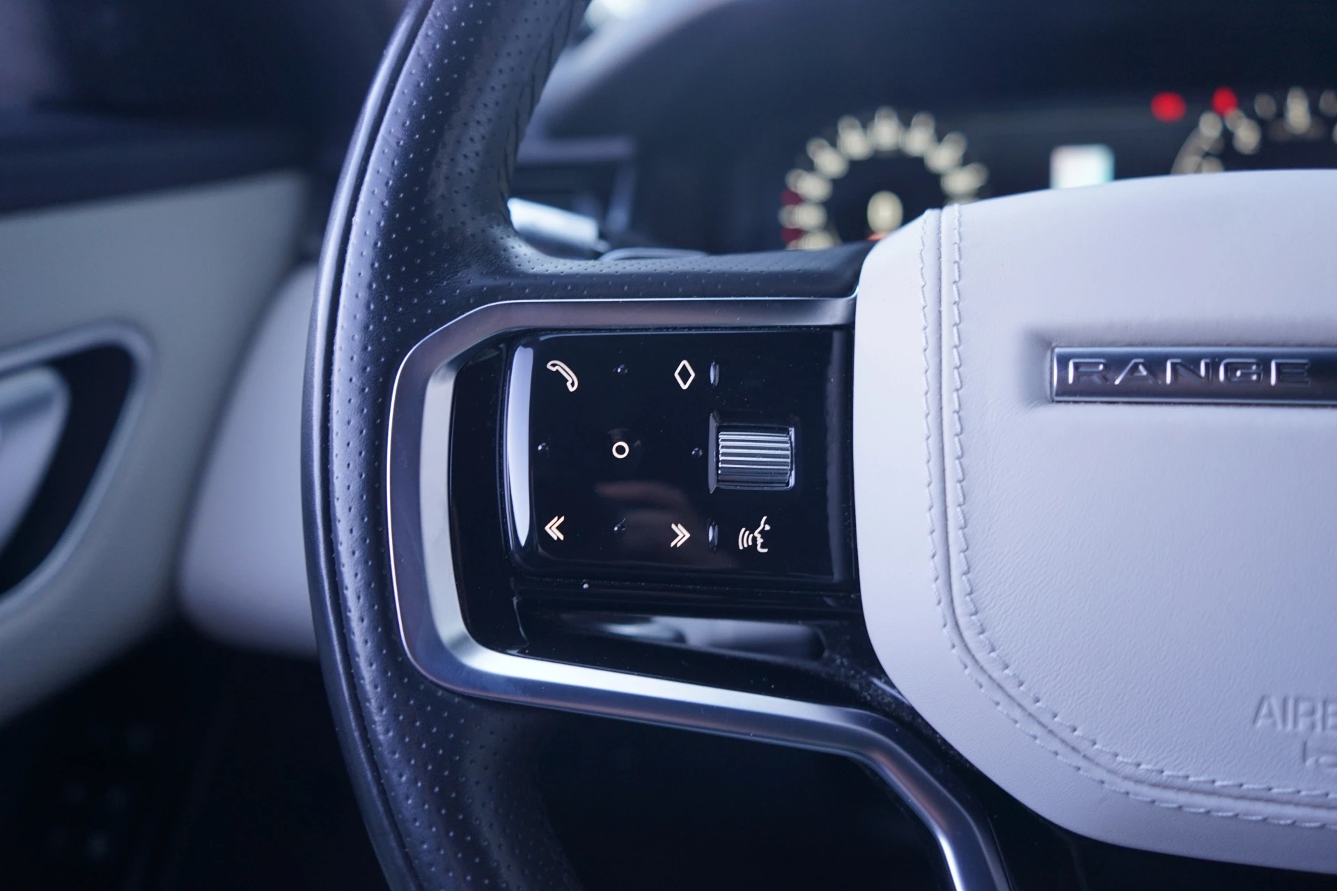 Hoofdafbeelding Land Rover Range Rover Velar