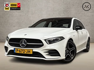 Mercedes-Benz A-Klasse 180 AMG Sport Automaat (SCHUIFDAK, SFEERVERLICHTING, GROOT NAVI, LEDER/ALCANTARA, CAMERA, SPORTSTOELEN, STOELVERWARMING, GETINT GLAS, NIEUWSTAAT)