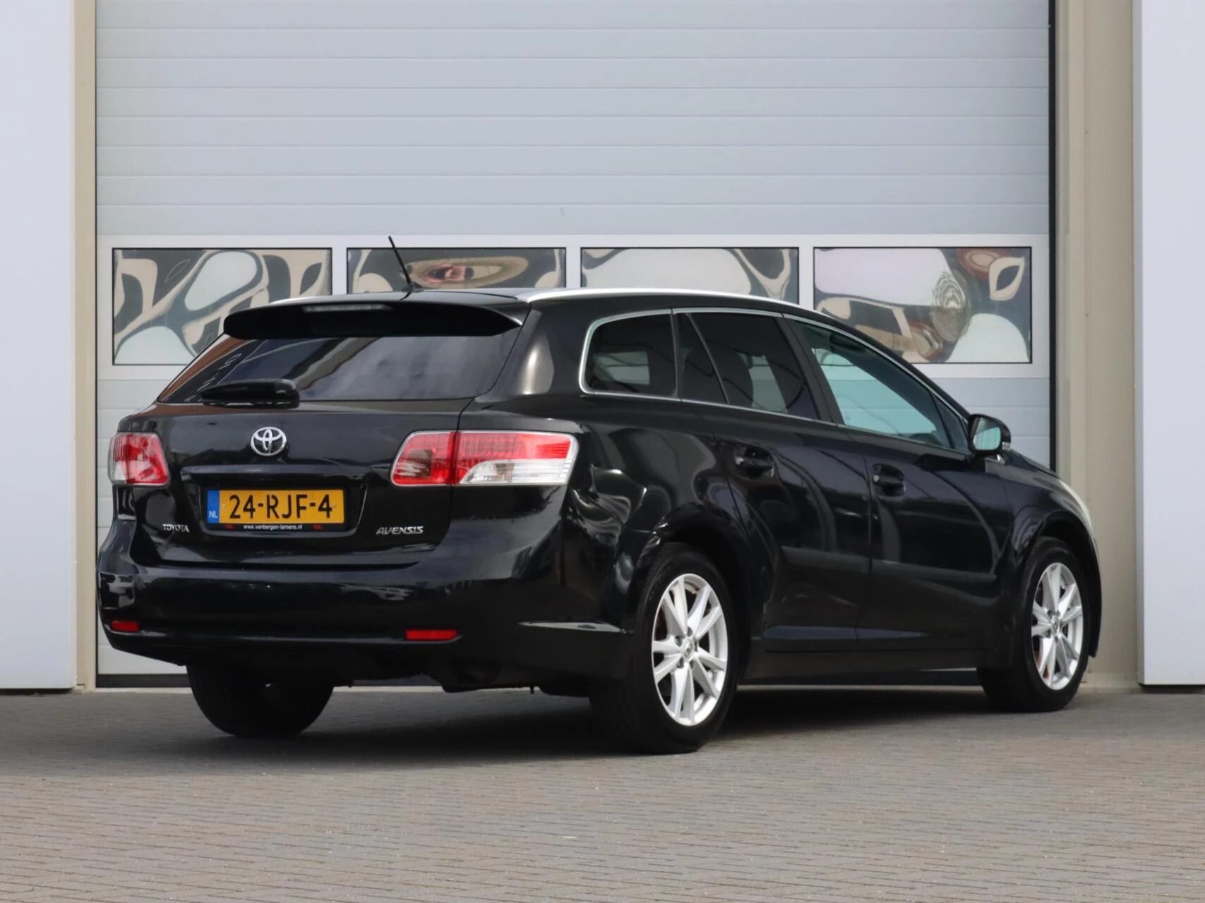 Hoofdafbeelding Toyota Avensis
