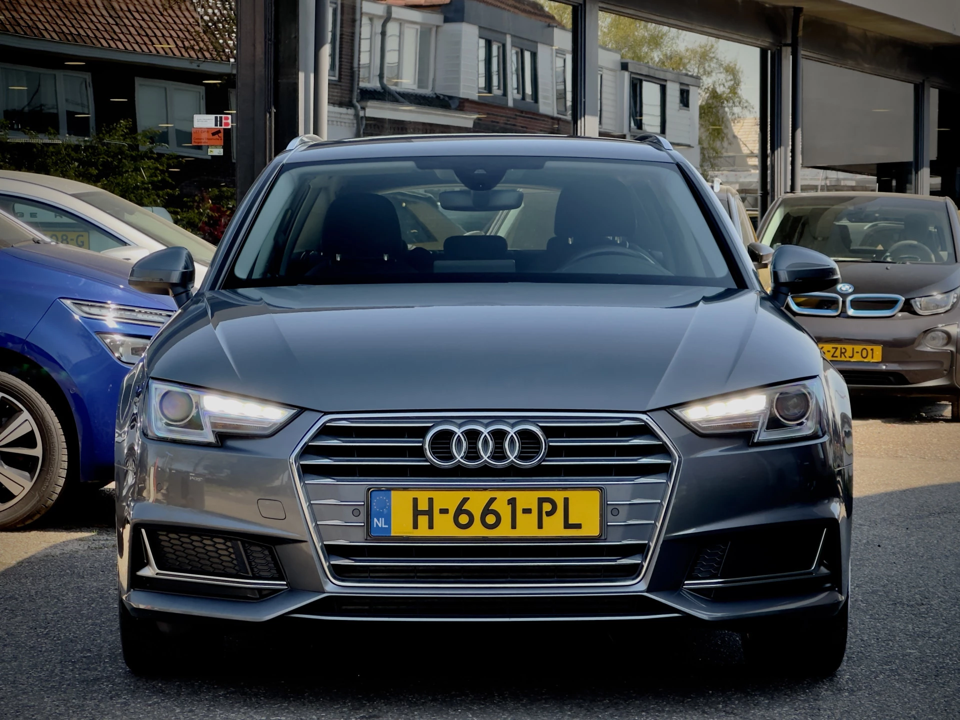 Hoofdafbeelding Audi A4