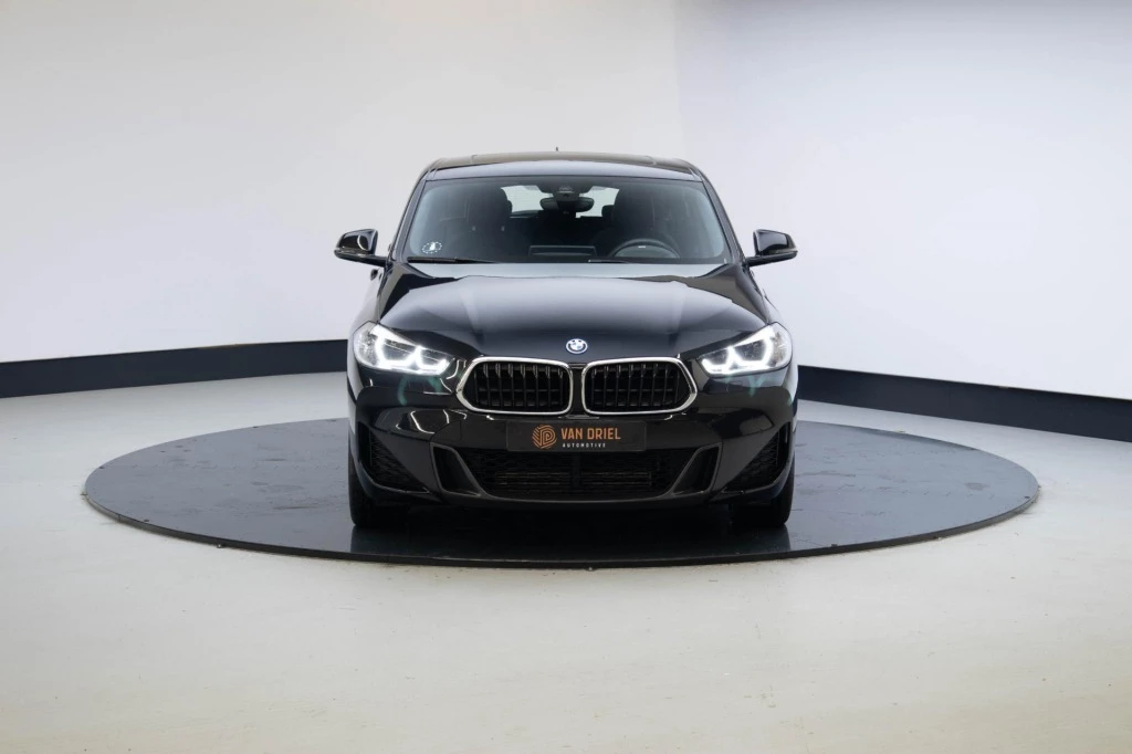 Hoofdafbeelding BMW X2