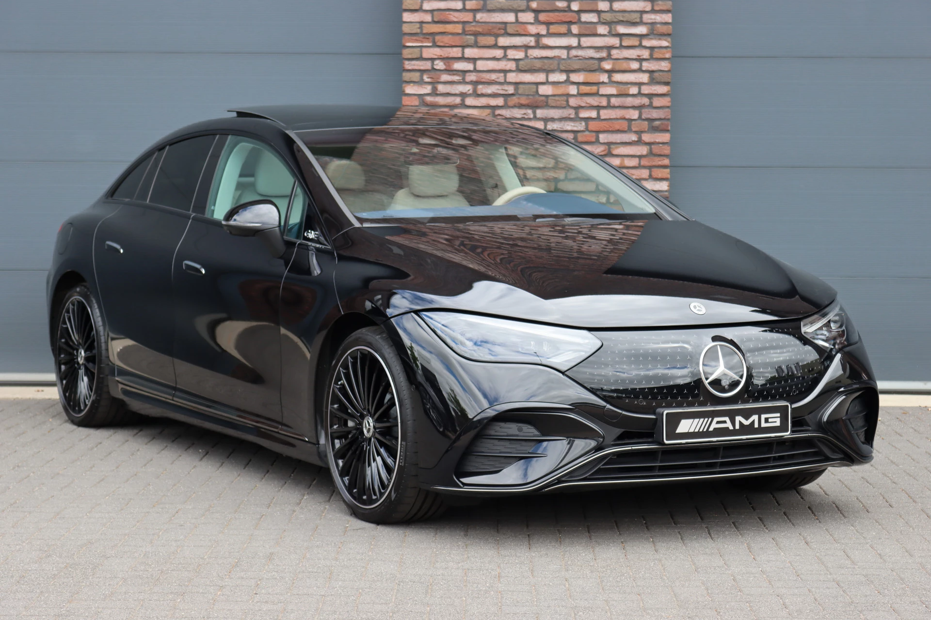 Hoofdafbeelding Mercedes-Benz EQE