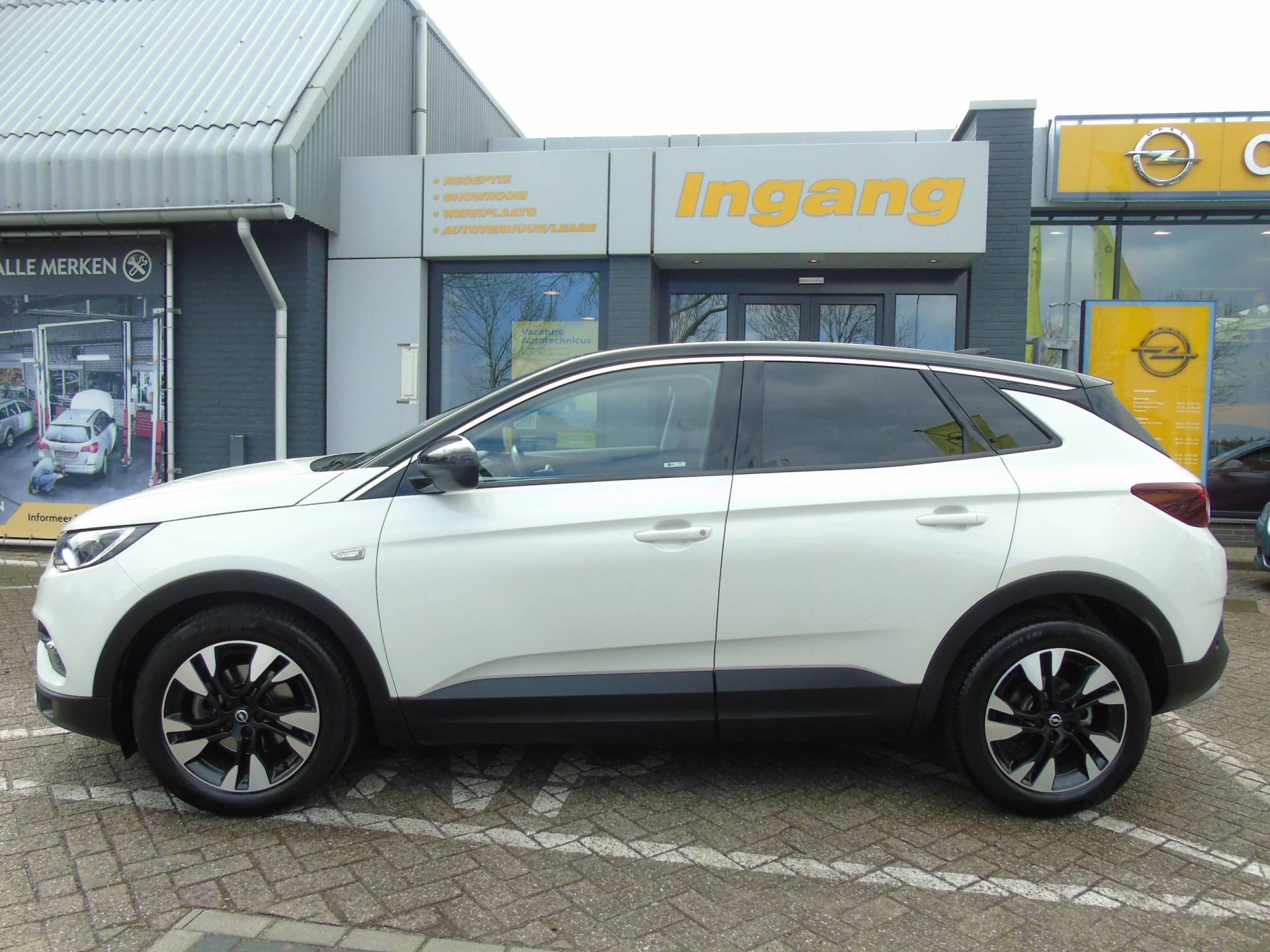 Hoofdafbeelding Opel Grandland X