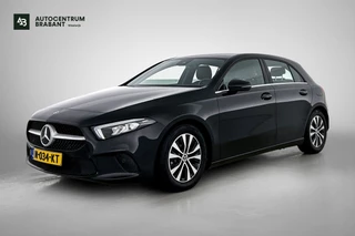 Hoofdafbeelding Mercedes-Benz A-Klasse Mercedes-Benz A-klasse 180 Business Solution (NAVIGATIE, STOELVERWARMING, CAMERA, 1e EIGENAAR, GOED ONDERHOUDEN)