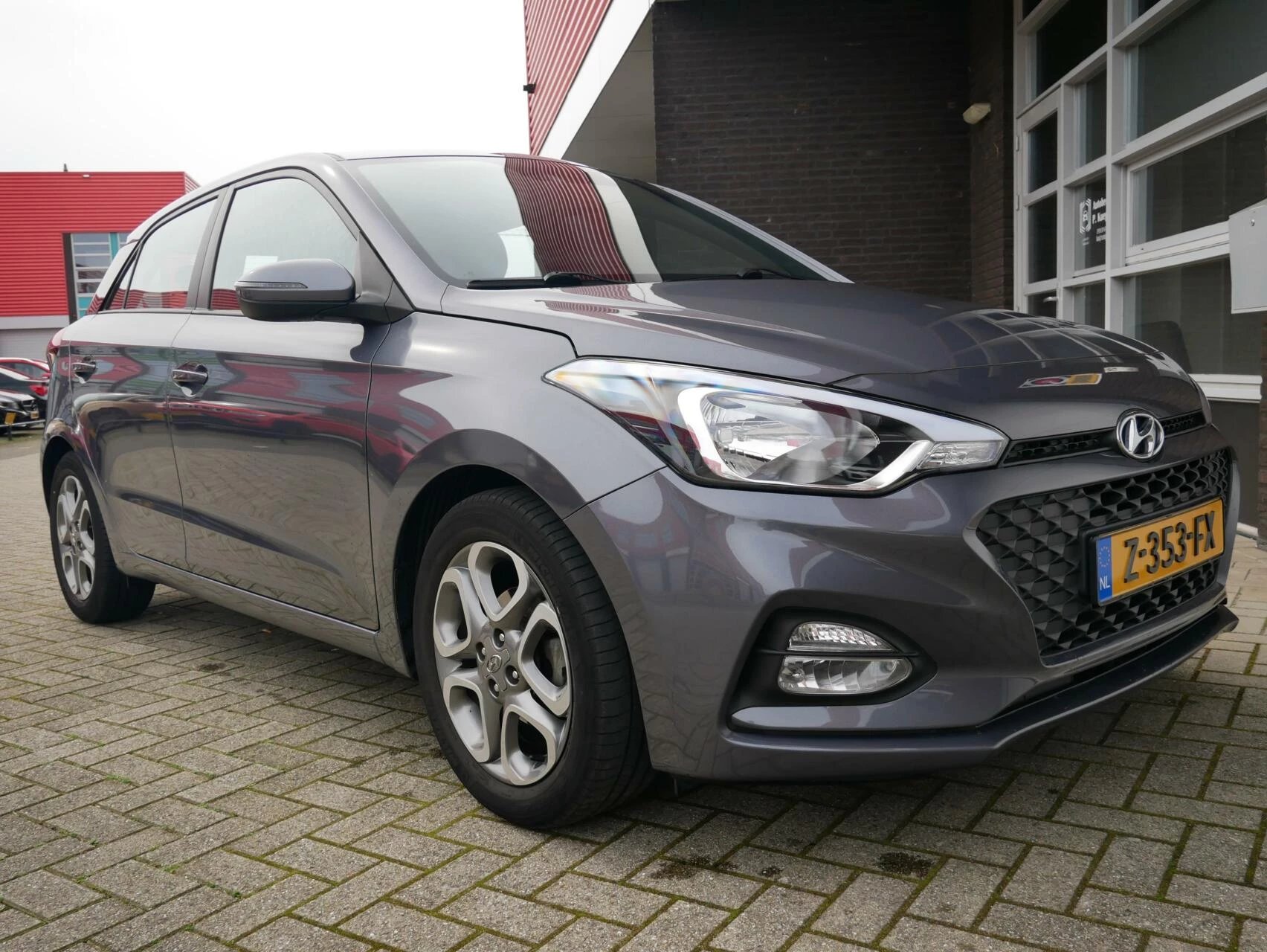 Hoofdafbeelding Hyundai i20