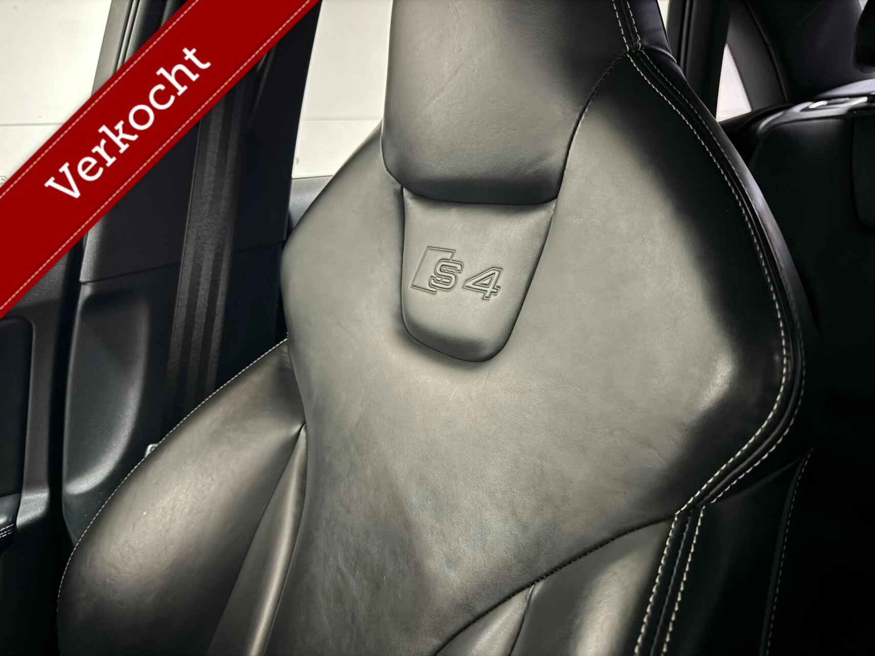 Hoofdafbeelding Audi S4