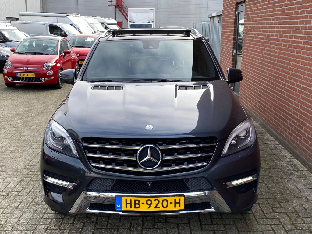 Hoofdafbeelding Mercedes-Benz M-Klasse