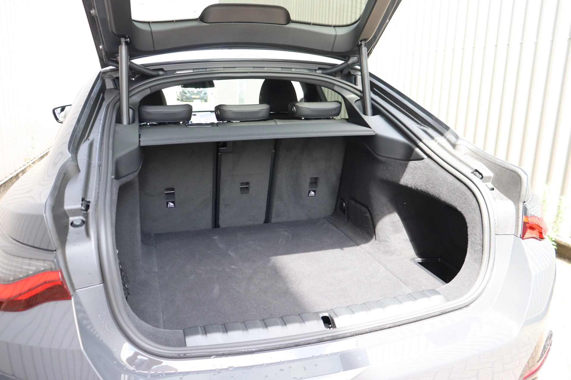 Hoofdafbeelding BMW i4