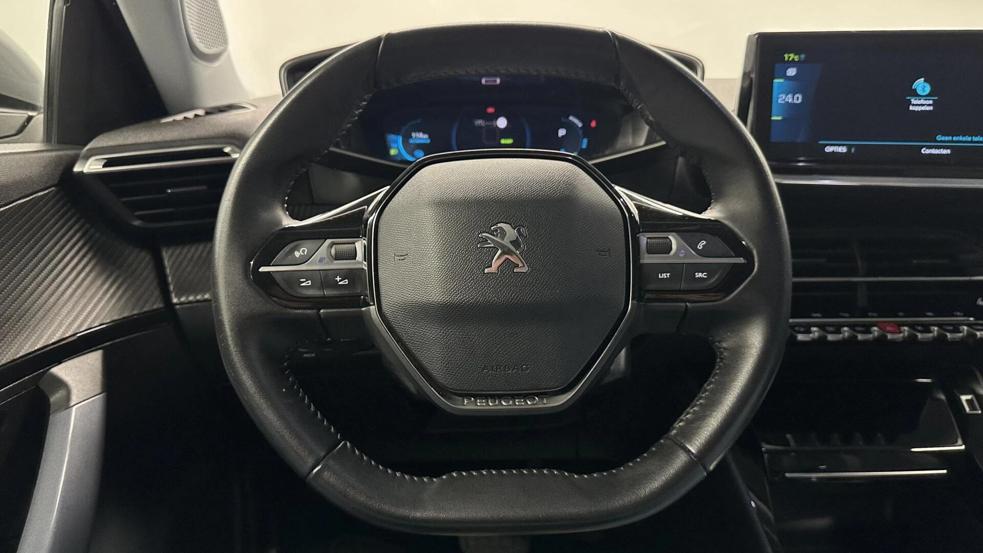 Hoofdafbeelding Peugeot e-2008