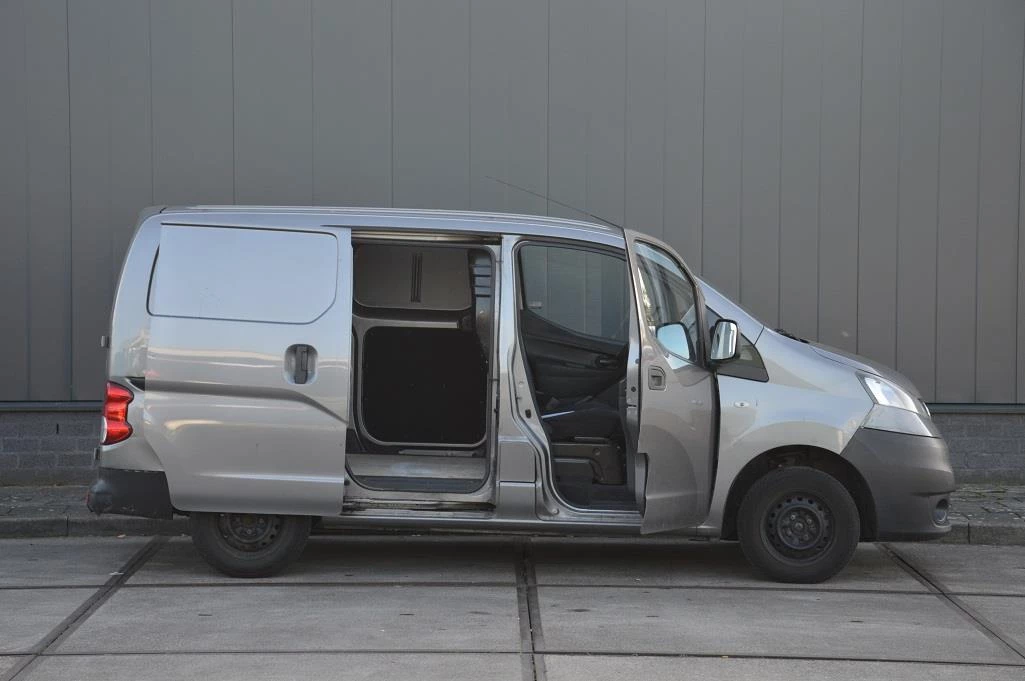 Hoofdafbeelding Nissan NV200
