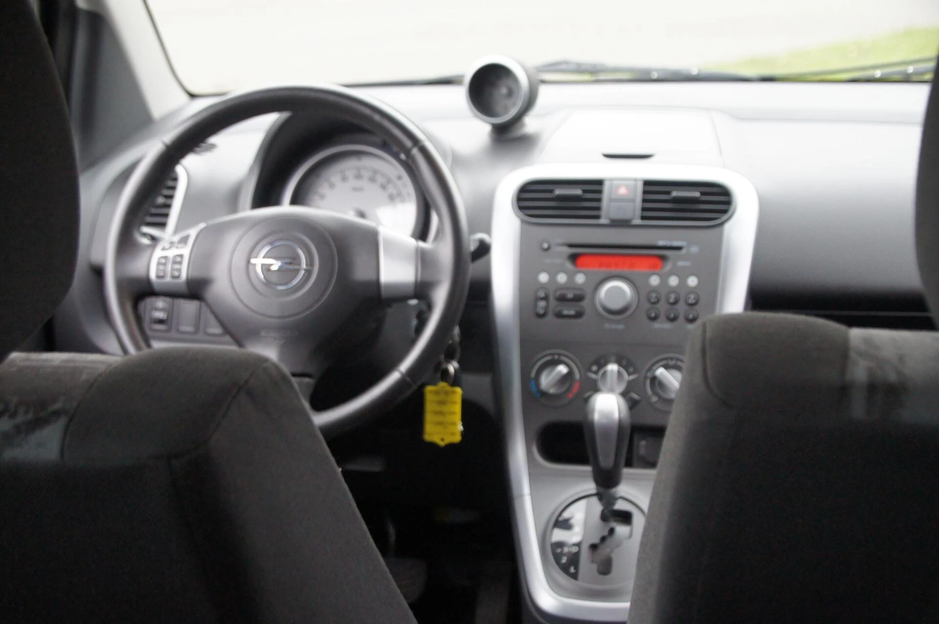 Hoofdafbeelding Opel Agila