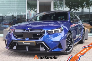 BMW 5-Serie Touring (g61) M5 728pk xDrive | Marina Bay Blue | Bowers & Wilkins | Carbon | Trekhaak | M Drive Prof | 