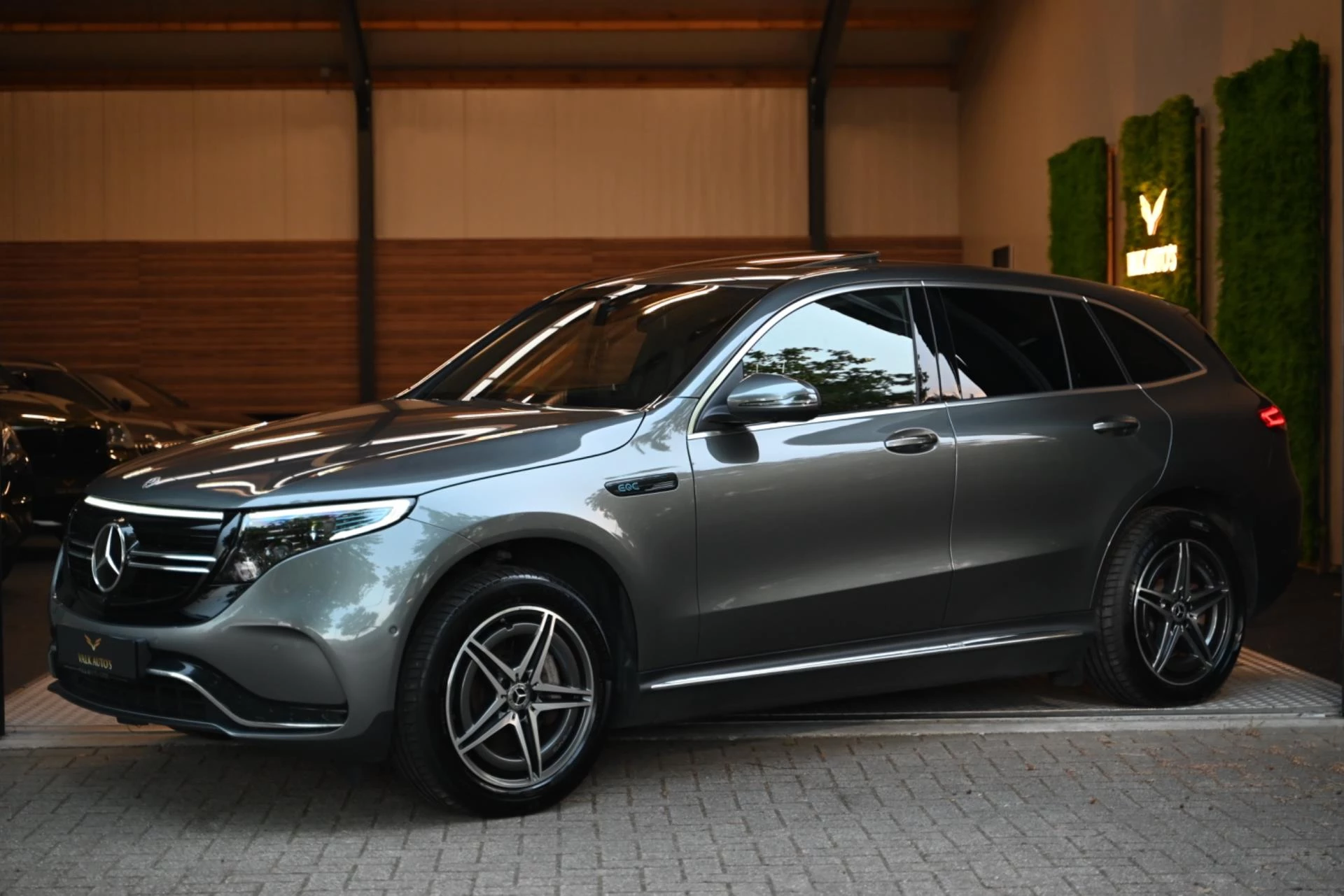 Hoofdafbeelding Mercedes-Benz EQC