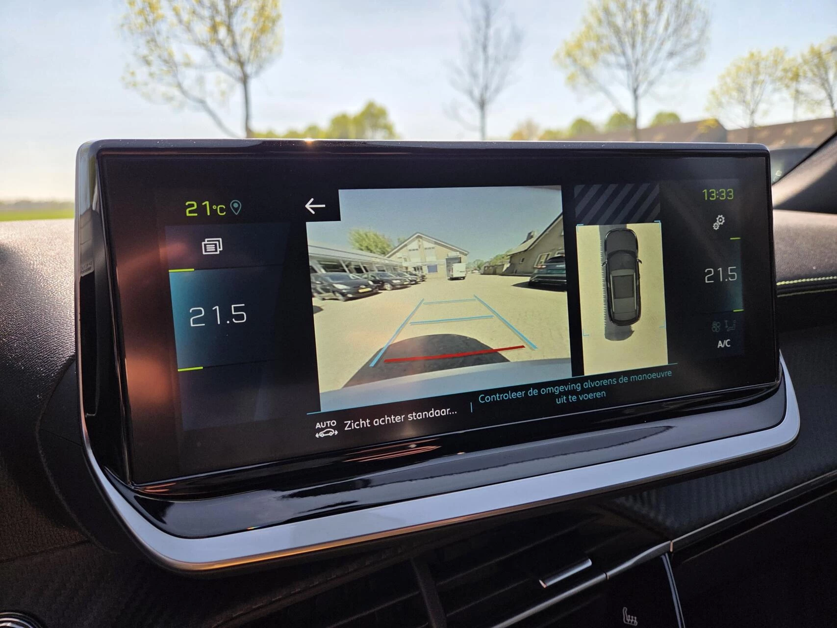 Hoofdafbeelding Peugeot e-2008