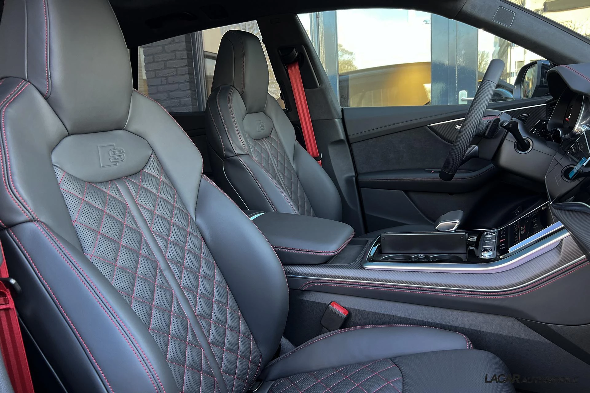 Hoofdafbeelding Audi Q8