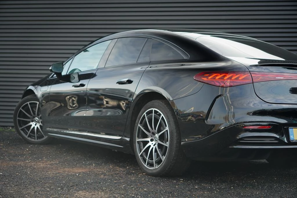 Hoofdafbeelding Mercedes-Benz EQS