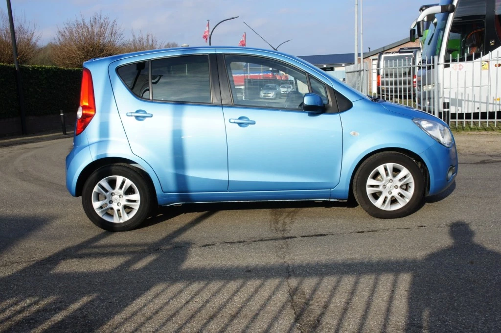 Hoofdafbeelding Opel Agila