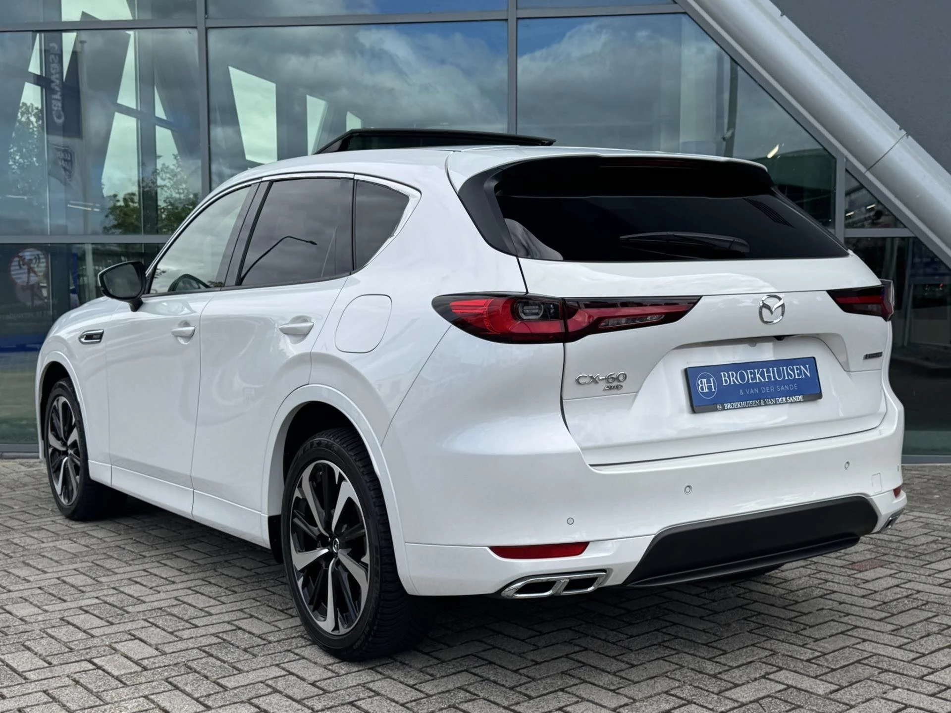 Hoofdafbeelding Mazda CX-60