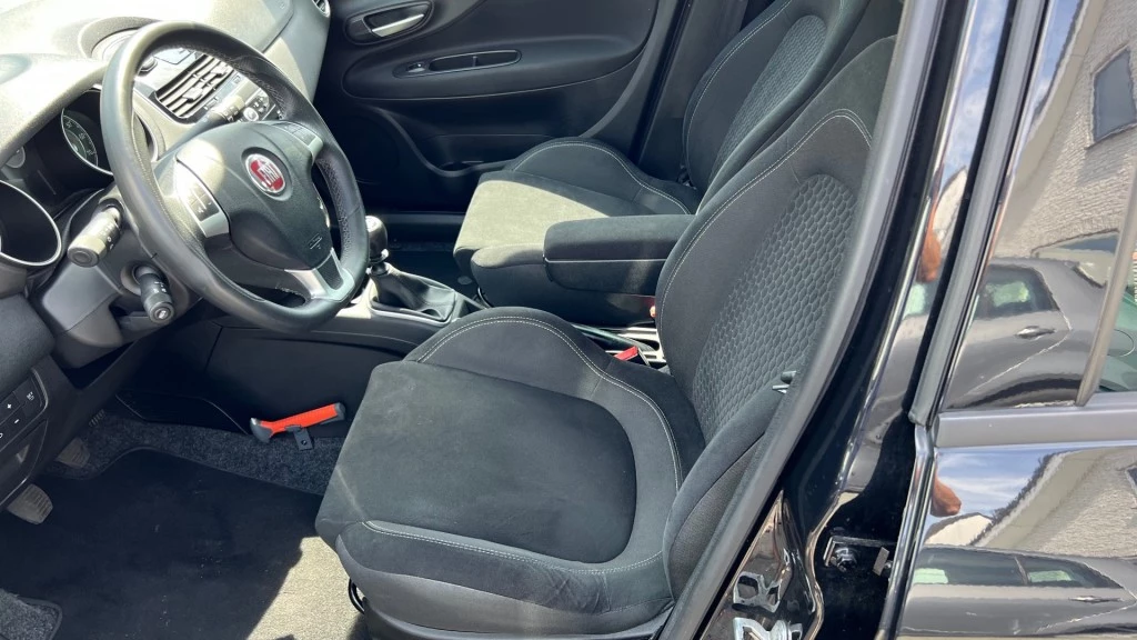 Hoofdafbeelding Fiat Punto