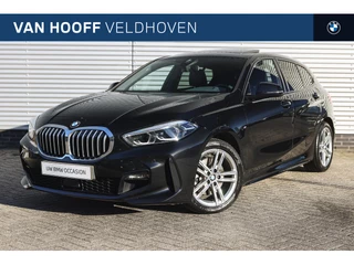 BMW 1 Serie 118i Executive M Sport Automaat / Panoramadak / Sportstoelen / Parking Assistant / LED / Cruise Control / Live Cockpit Professional