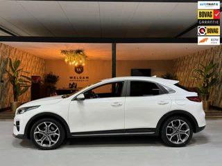 Hoofdafbeelding Kia XCeed Kia XCeed 1.5 T-GDI ExecutiveLine Garantie Memory Leder StoelVentilatie StoelVW StuurVW Camera Elek Achterklep Blindspot Rijklaar