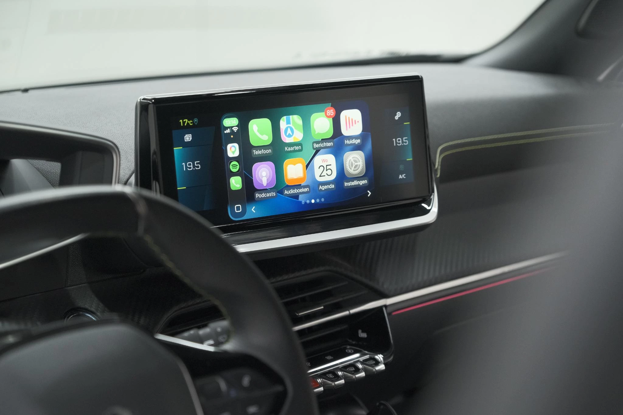 Hoofdafbeelding Peugeot e-2008