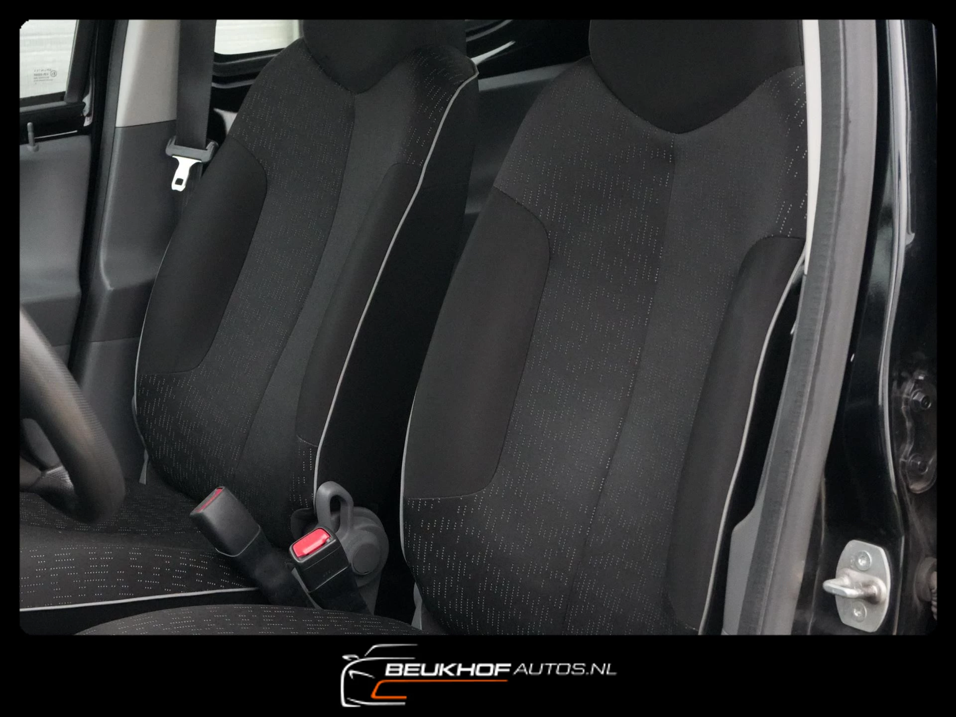 Hoofdafbeelding Peugeot 107