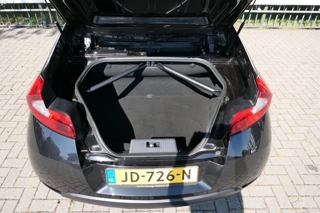 Hoofdafbeelding Renault Wind