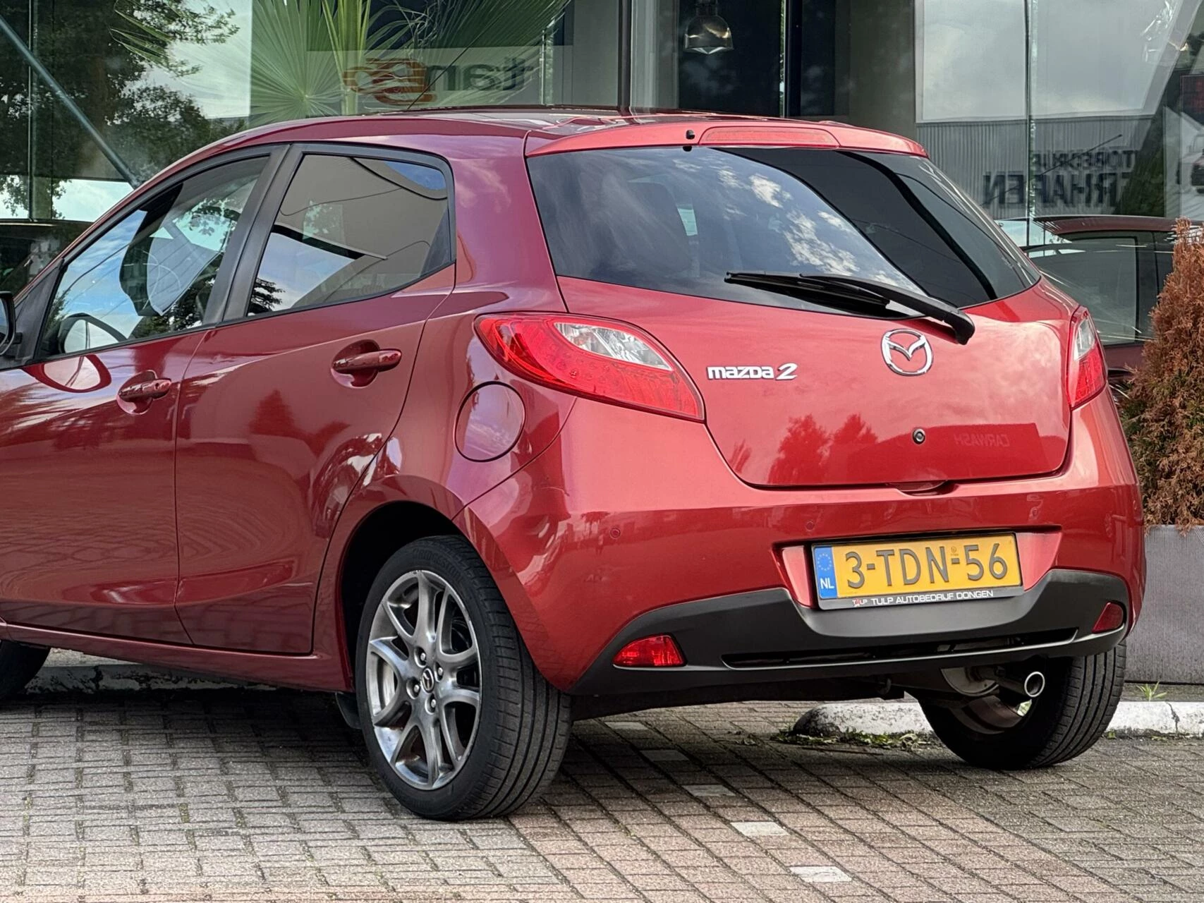 Hoofdafbeelding Mazda 2