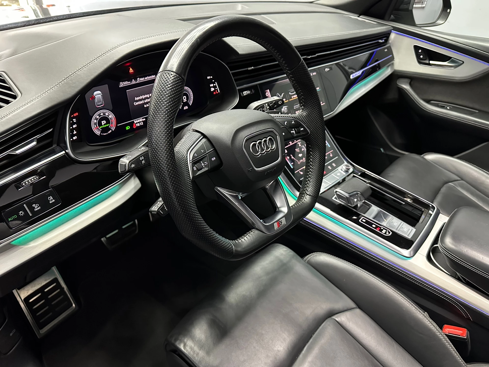 Hoofdafbeelding Audi Q8