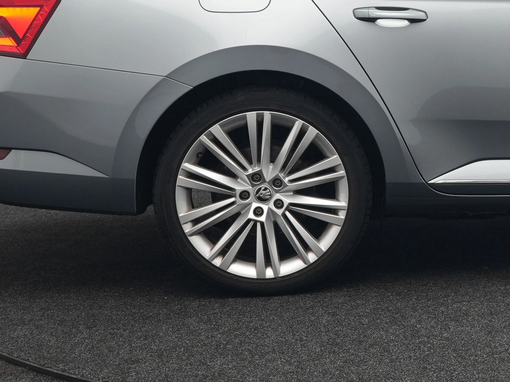 Hoofdafbeelding Škoda Superb