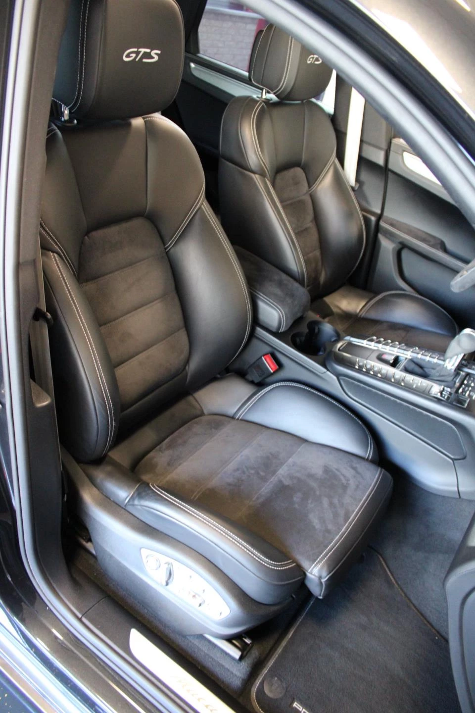 Hoofdafbeelding Porsche Macan