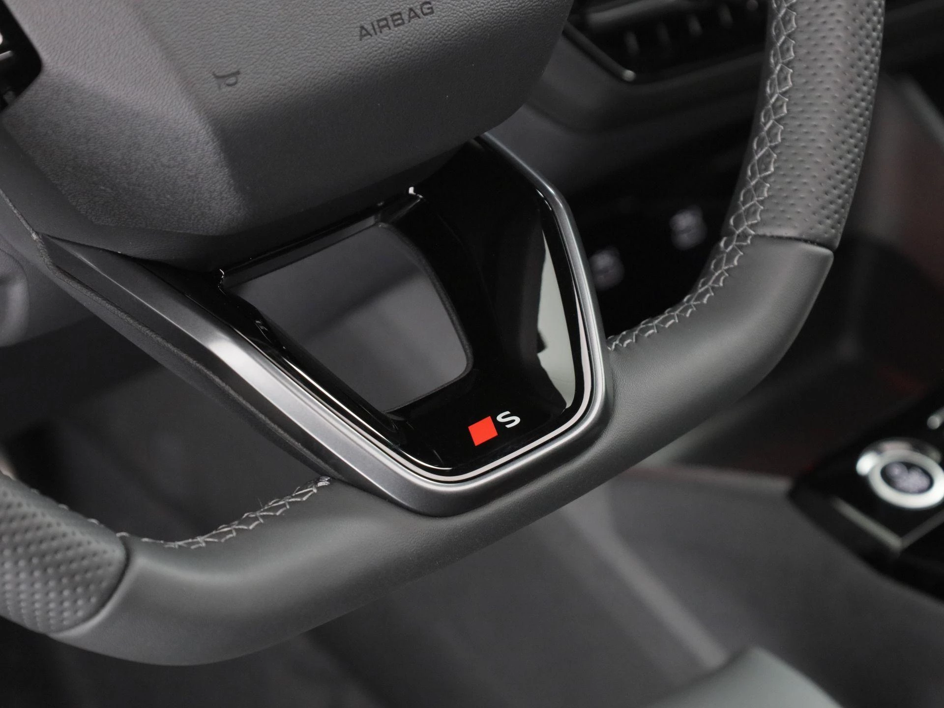 Hoofdafbeelding Audi Q6 e-tron