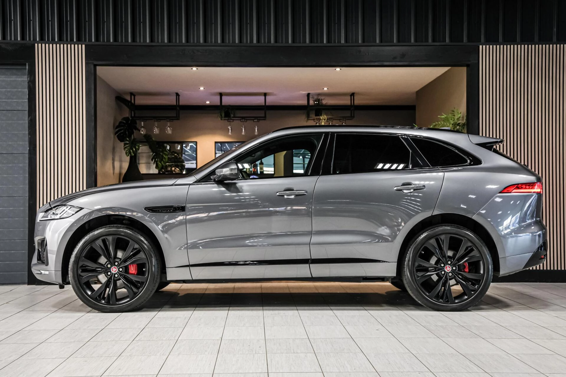 Hoofdafbeelding Jaguar F-PACE
