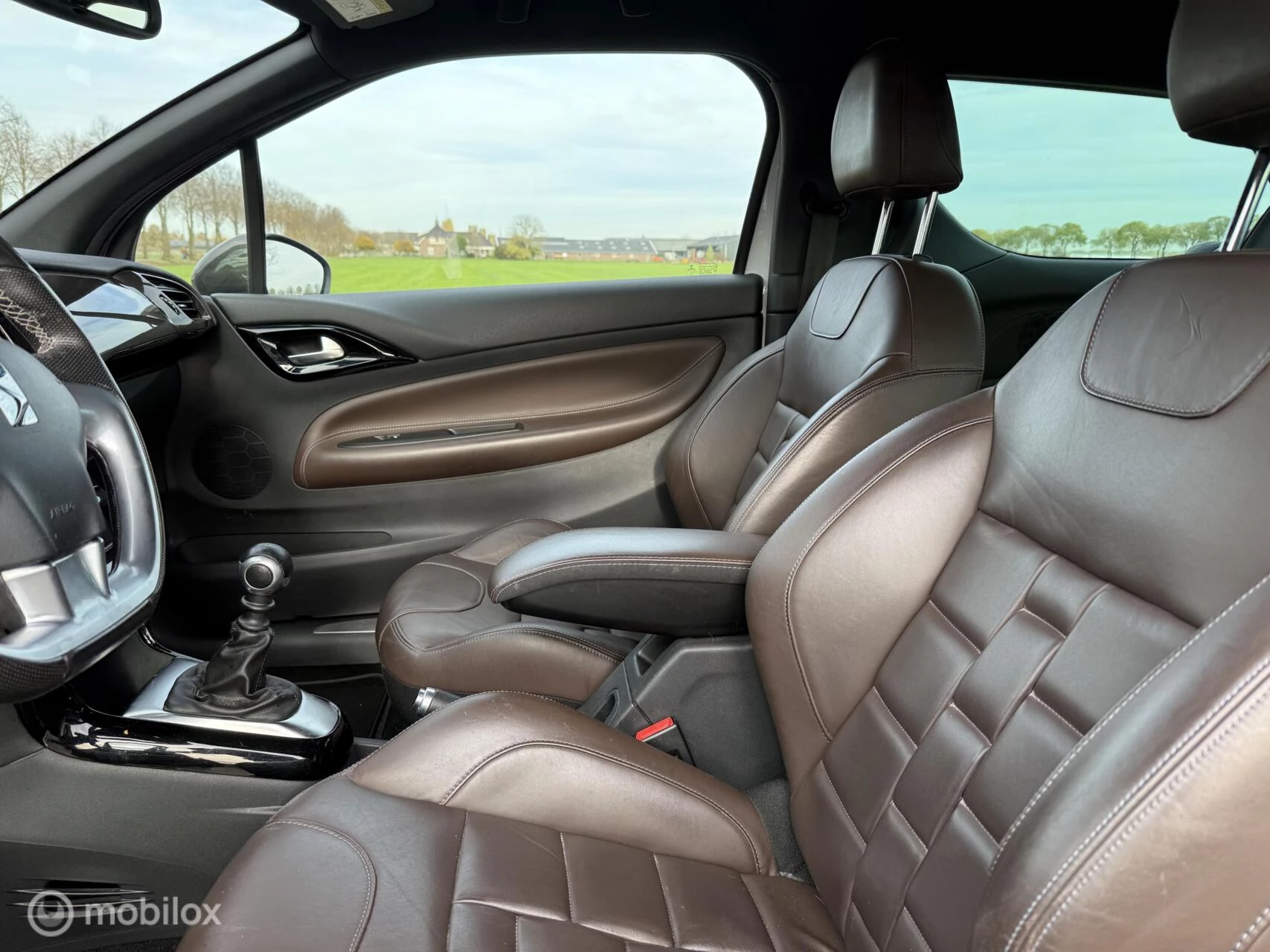 Hoofdafbeelding DS DS 3