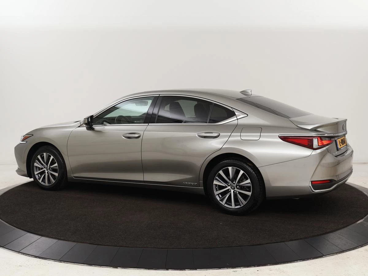 Hoofdafbeelding Lexus ES