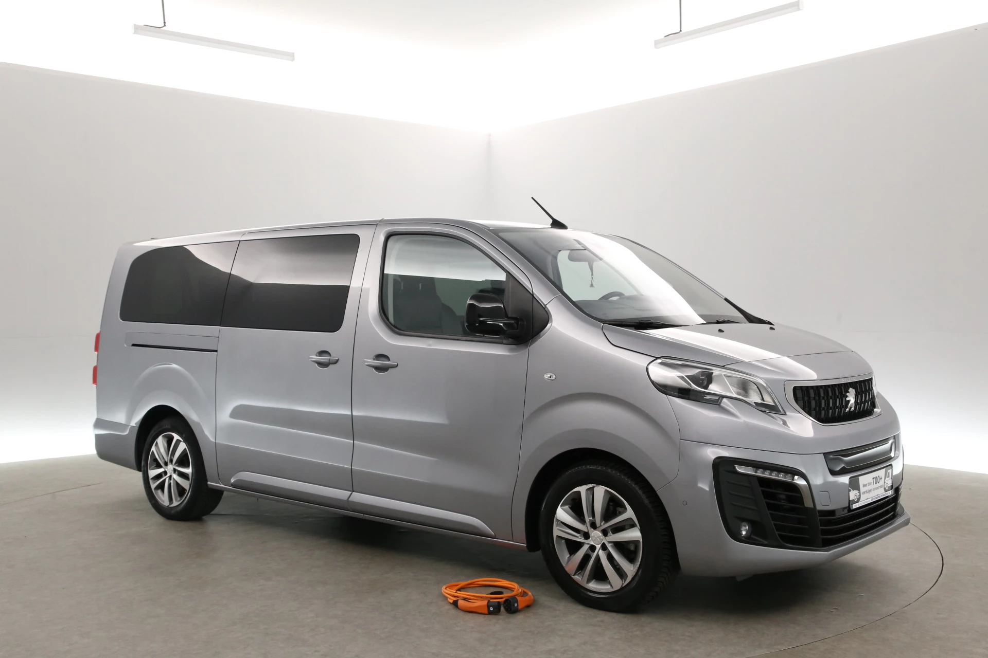 Hoofdafbeelding Peugeot e-Traveller