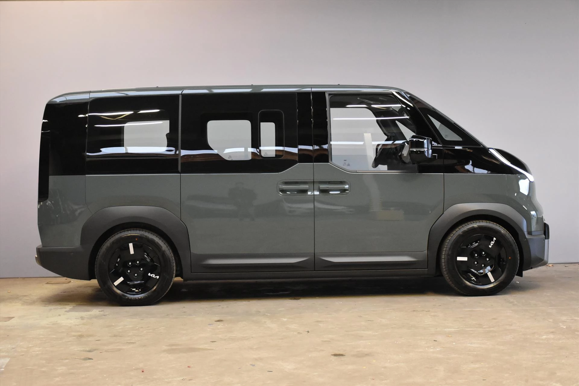 Hoofdafbeelding Kia Pv5 Passenger