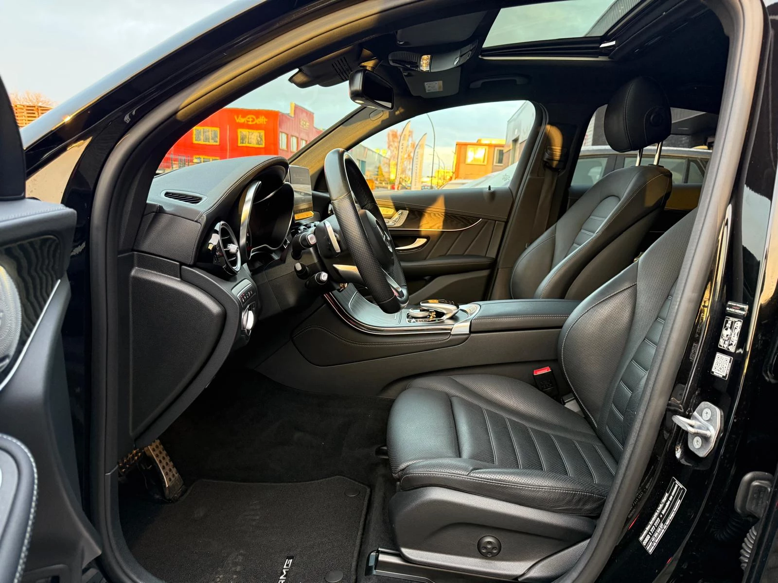 Hoofdafbeelding Mercedes-Benz GLC