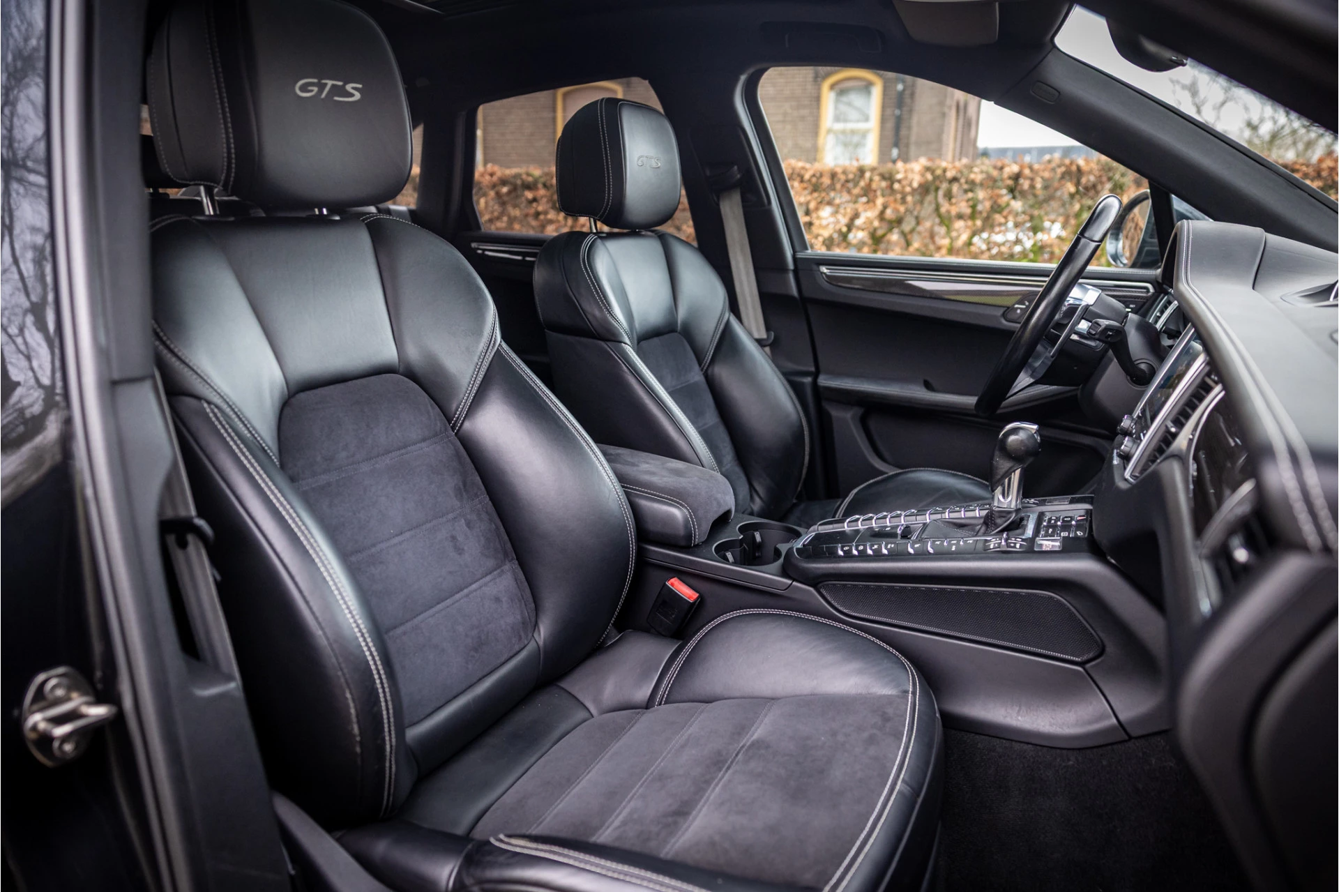 Hoofdafbeelding Porsche Macan