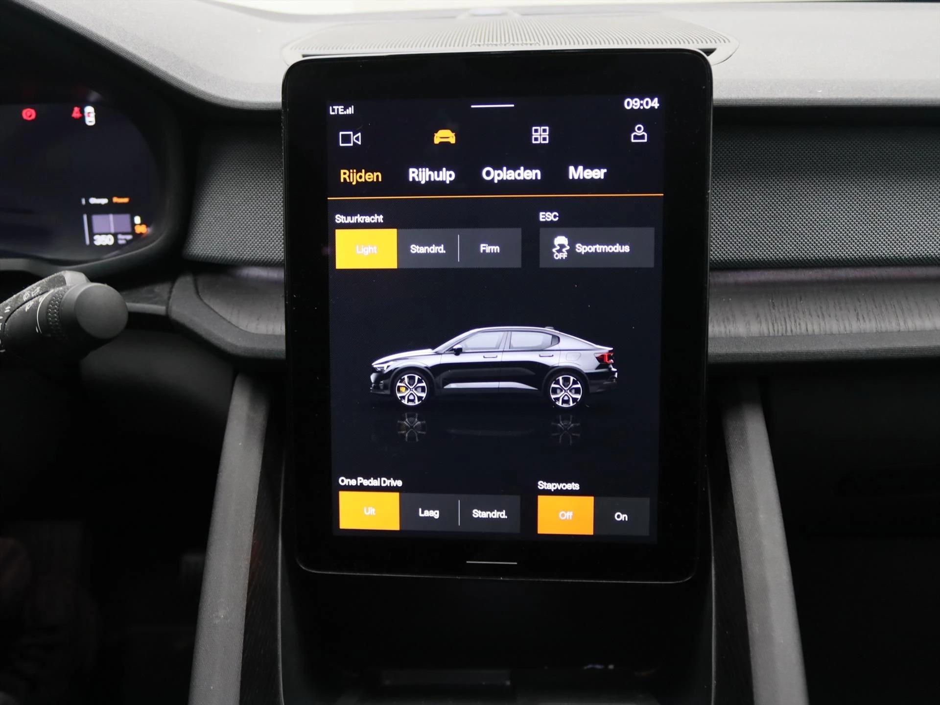 Hoofdafbeelding Polestar 2