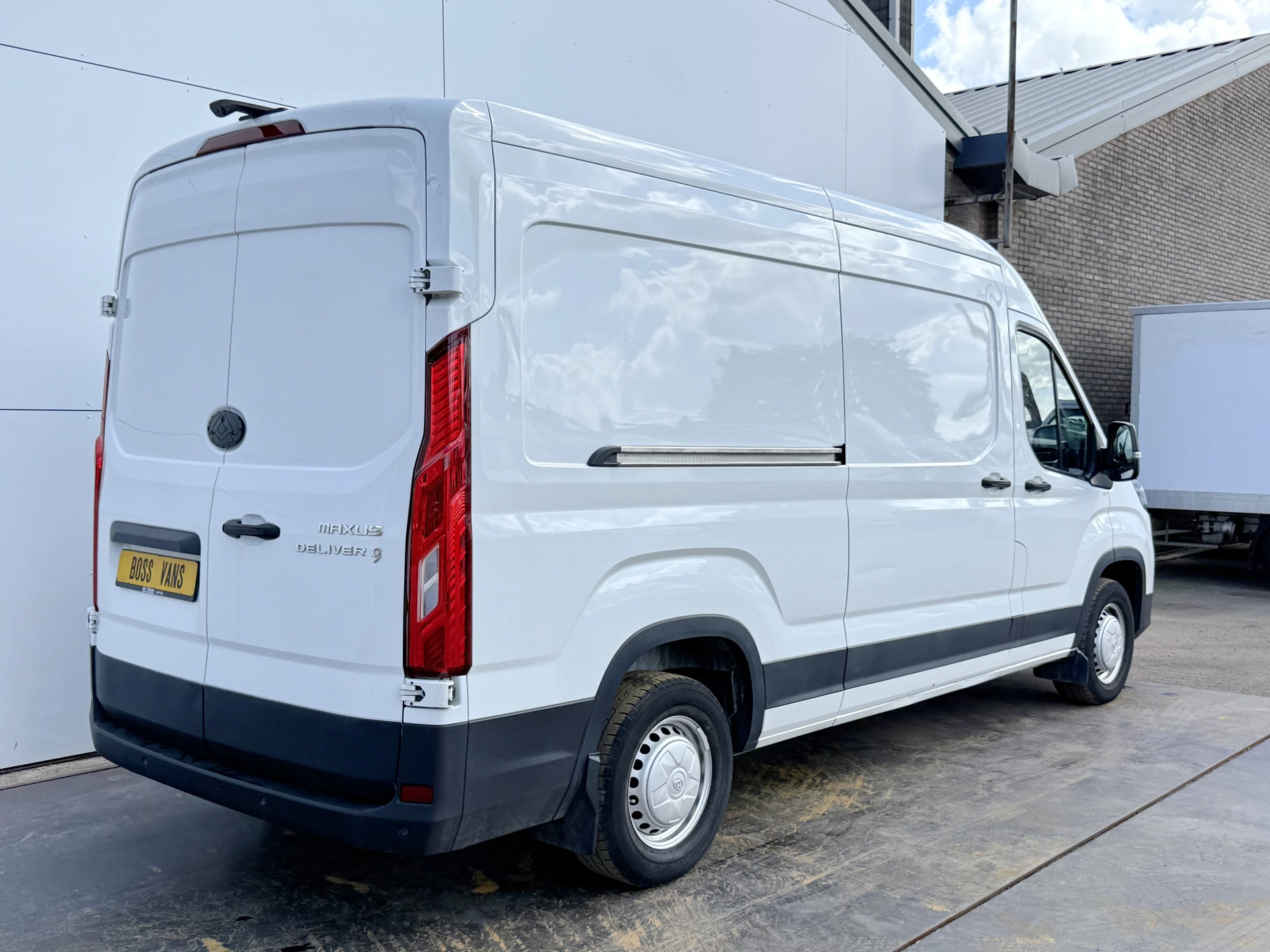 Hoofdafbeelding Maxus Deliver9