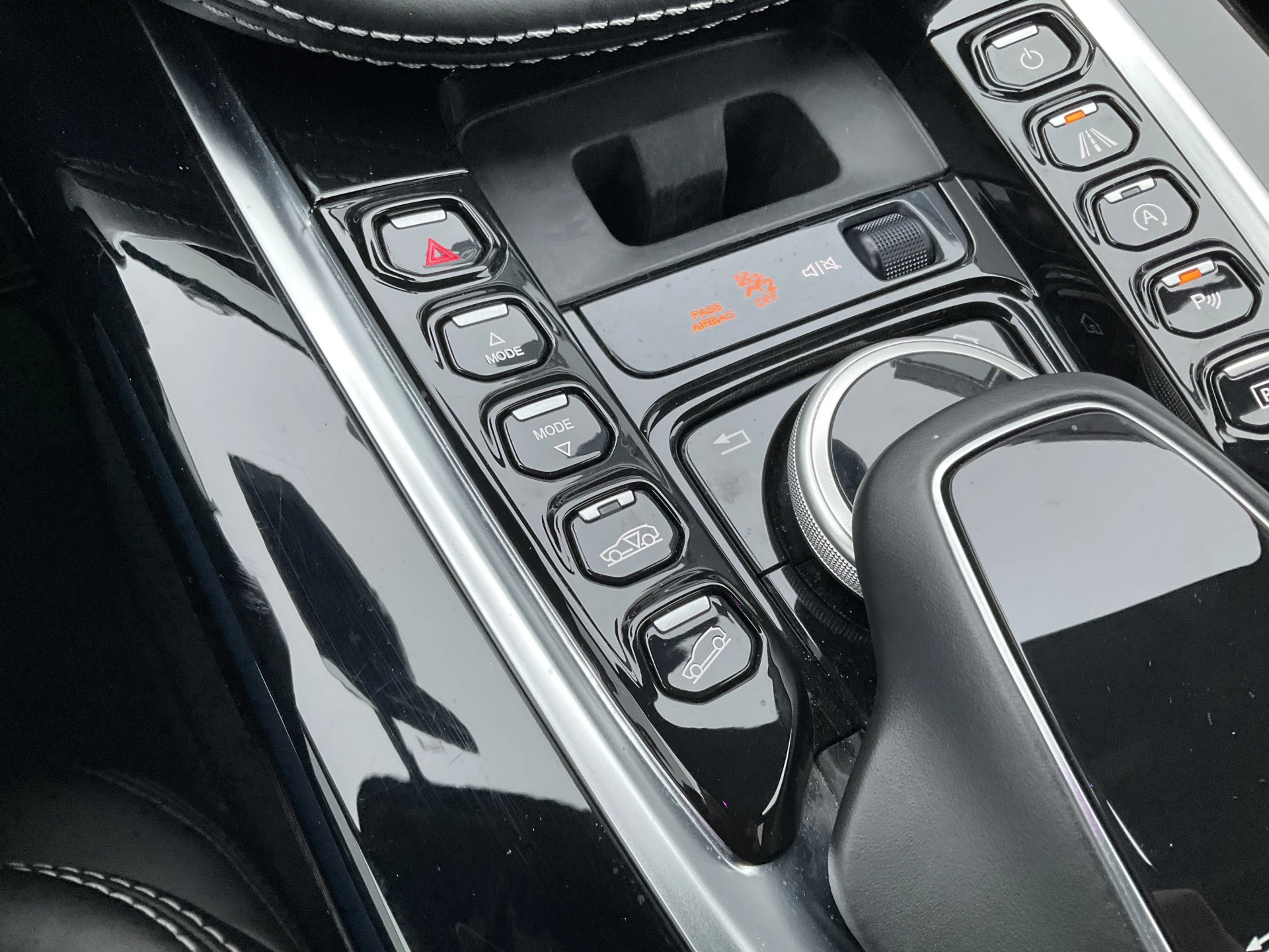 Hoofdafbeelding Aston Martin DBX