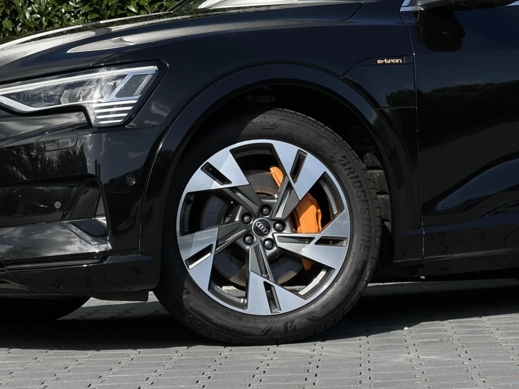 Hoofdafbeelding Audi e-tron